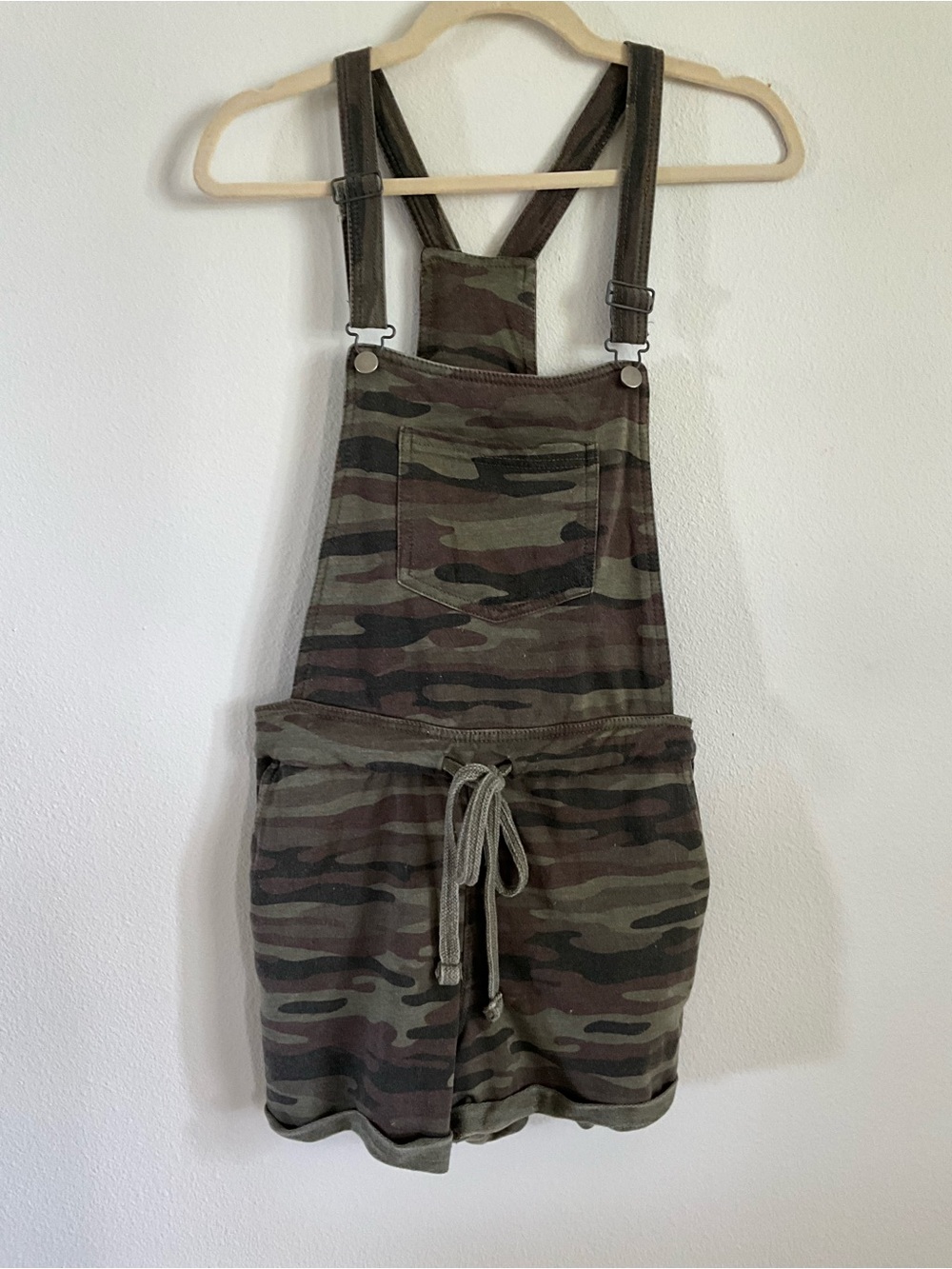 Wallflower Olive Green Knit Camo Short Overalls shortall Small XS